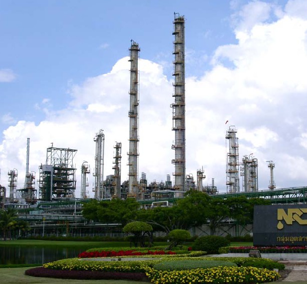 โรงกลั่นปิโตรเคมี